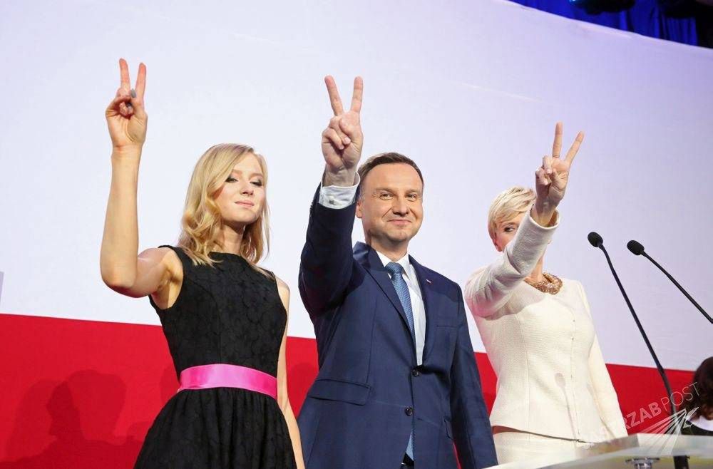 Andrzej Duda z córką Kingą i żoną Agatą, fot. ONS