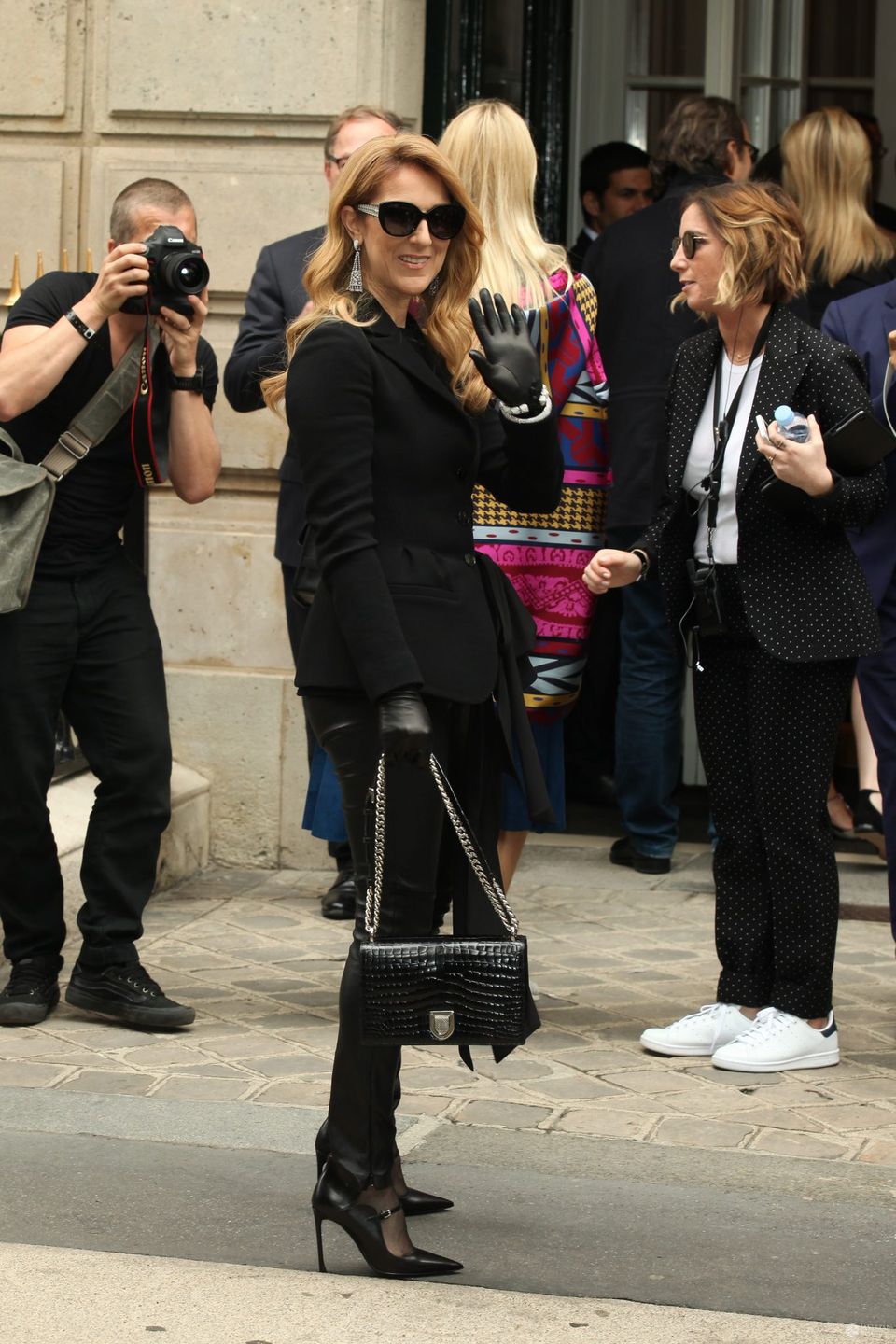 Celine Dion na pokazie kolekcji Christian Dior Haute Couture jesień-zima 2016/2017 podczas Paris Fashion Week (fot. ONS)