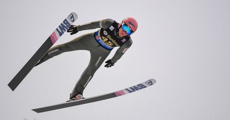 Halvor Egner Granerud zwyciężył w niedzielnym konkursie Klingenthal. Polacy poza podium