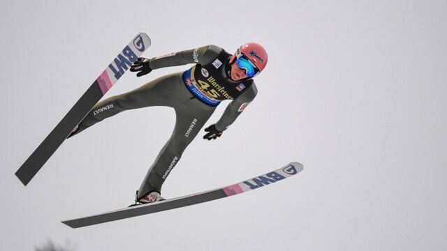 Halvor Egner Granerud zwyciężył w niedzielnym konkursie Klingenthal. Polacy poza podium