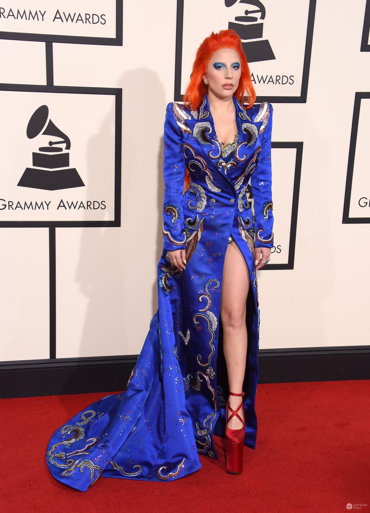 Kreacja: Marc Jacobs. Lady Gaga na Grammy 2016