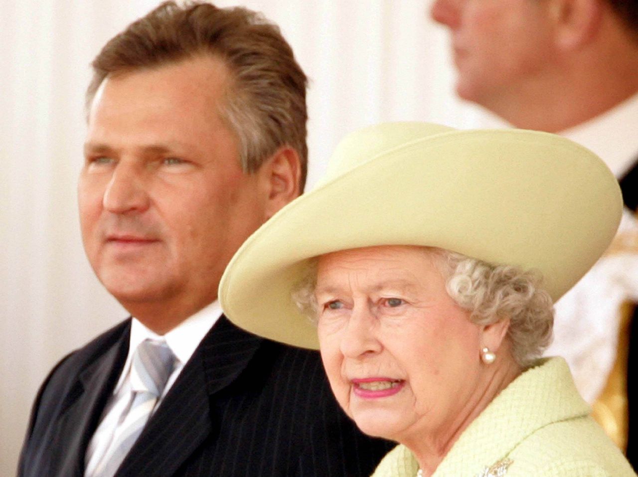 Aleksander Kwaśniewski i królowa Elżbieta II w Pałacu Buckingham