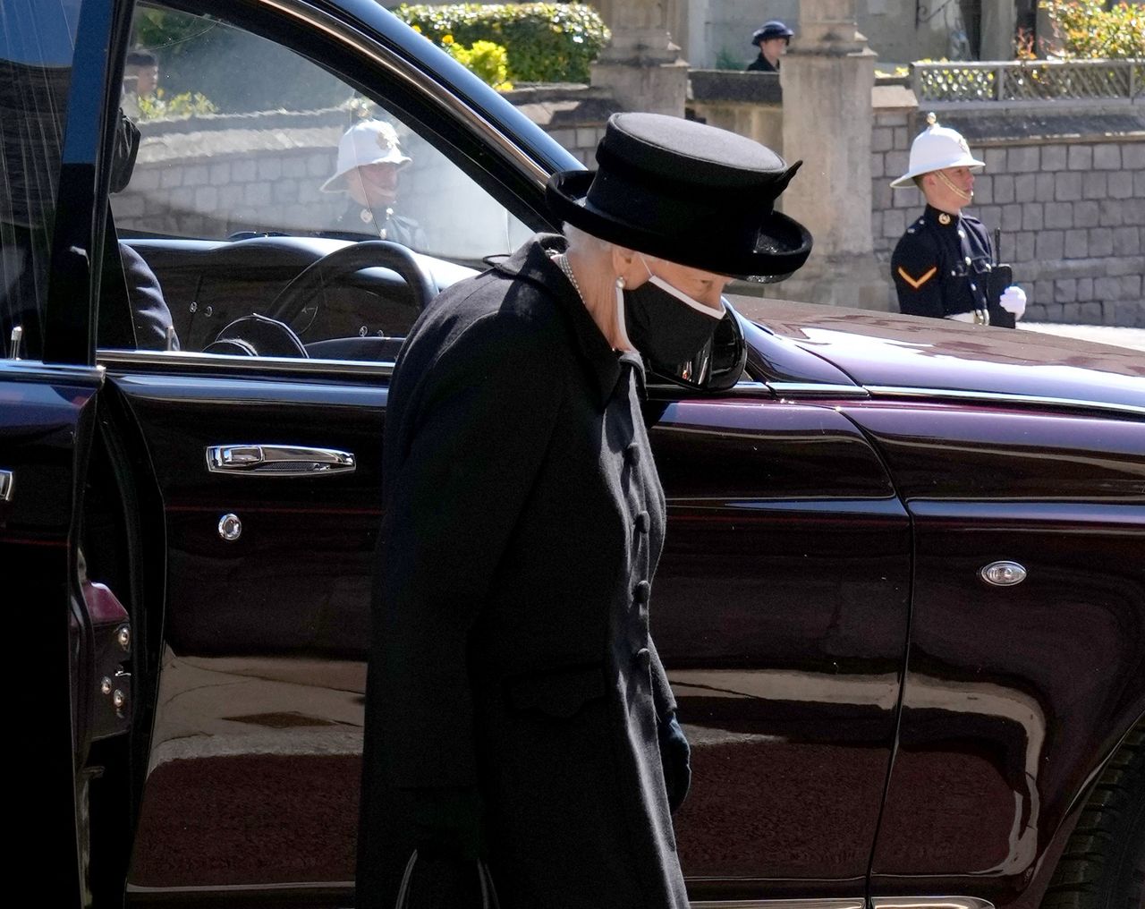 Queen Elizabeth II arrives for the funeral of the Duke of Edinburgh at St George's Chapel, Windsor Castle, Berkshire., Credit:Jonathan Brady / Avalon