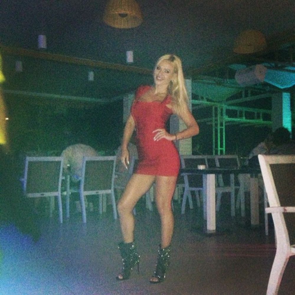 Doda w sukience Herve Leger
Fotografia: screen z Instagram.com