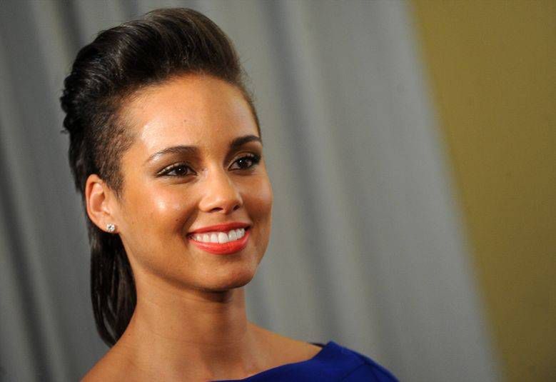 Alicia Keys w ciąży. Uwierzycie ze sama wrzuciła takie zdjęcia do sieci?