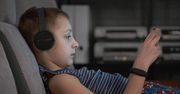 Ekspert: dzieci coraz dłużej korzystają z internetu