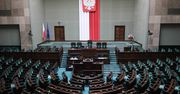 Sondaż Ipsos late poll: PiS – 36,6 proc.; KO – 31 proc.; Trzecia Droga – 13,5 proc.; Lewica – 8,6 proc.; Konfederacja – 6,4 proc.