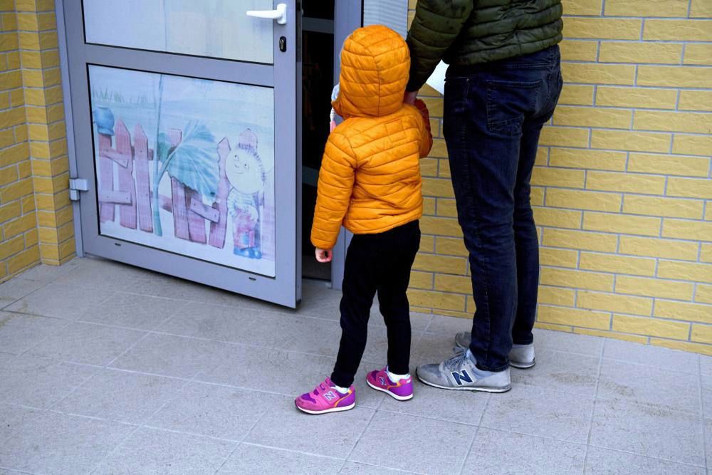 Dziecko często jest pierwszym zakażonym członkiem rodziny.