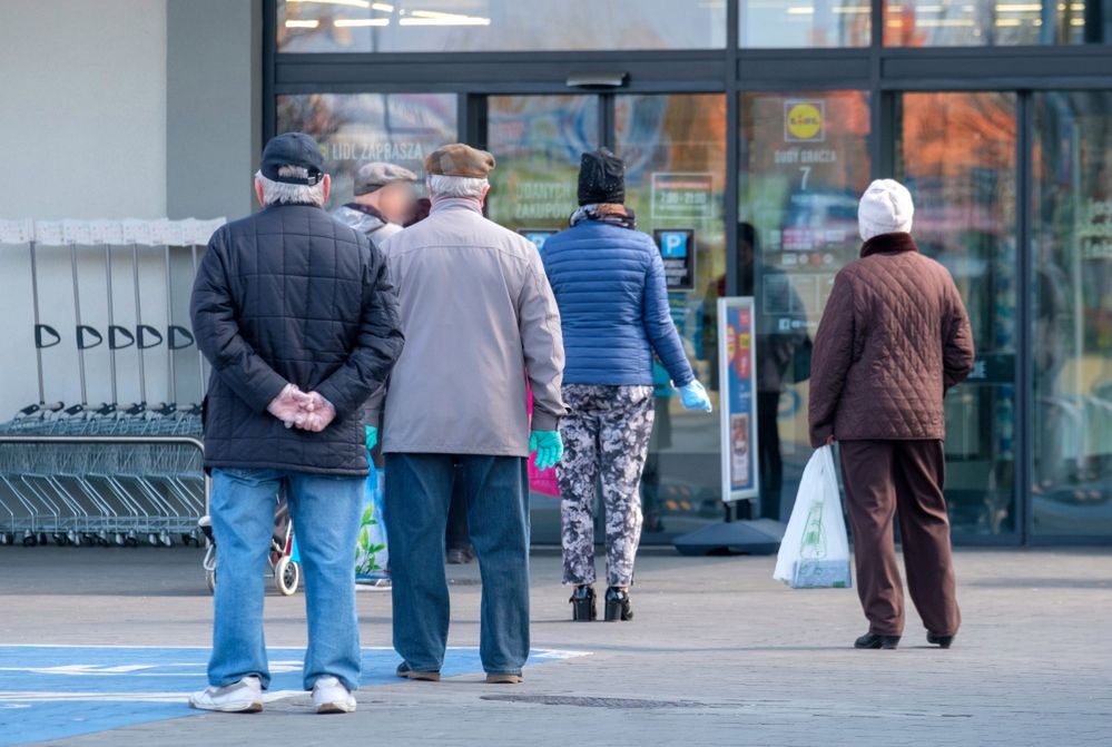 Od soboty nowe obostrzenia epidemiczne – zamknięte duże sklepy meblowe, nowe limity w handlu