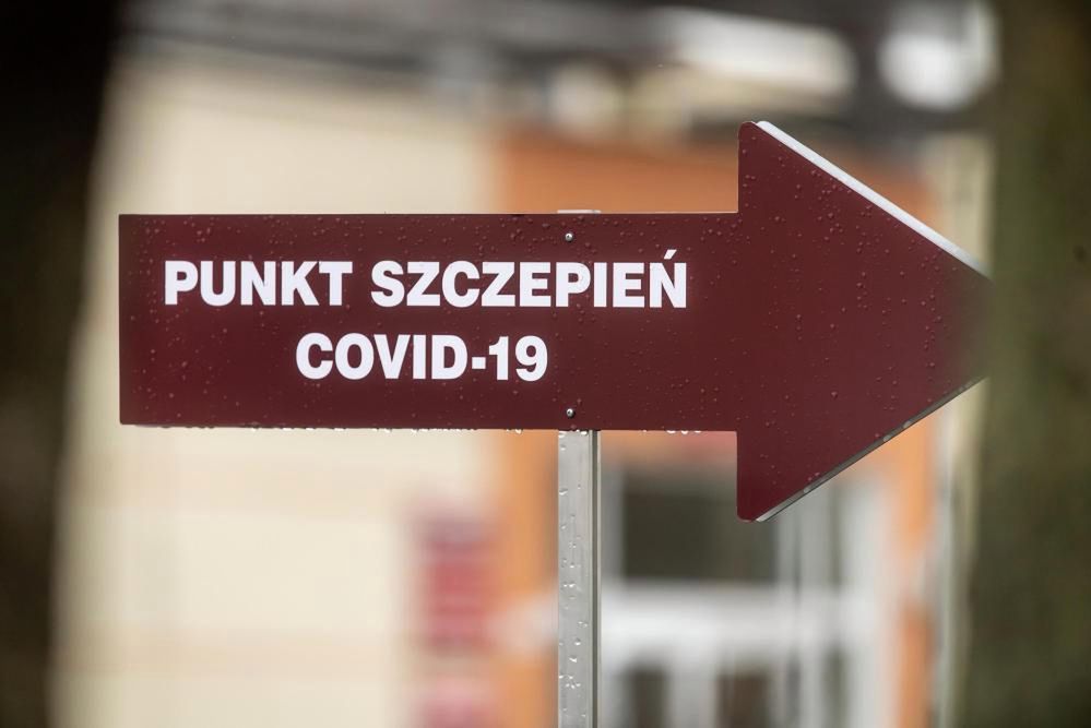 Ponad 8 mln podanych dawek szczepionek przeciw COVID-19.