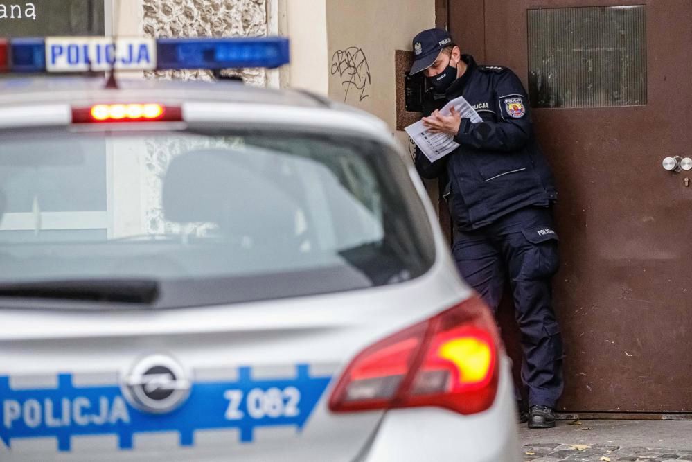Resort zdrowia chce zmienić przepisy o izolacji po COVID-19.