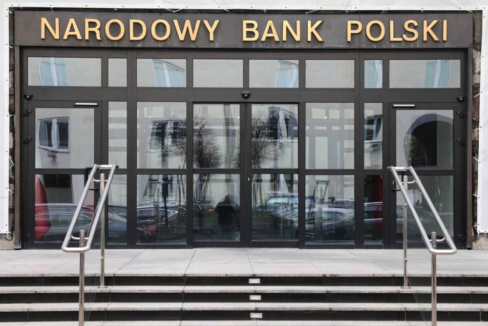 NBP: prognozy na drugi kw. 2021 r. sugerują niewielką poprawę sytuacji firm