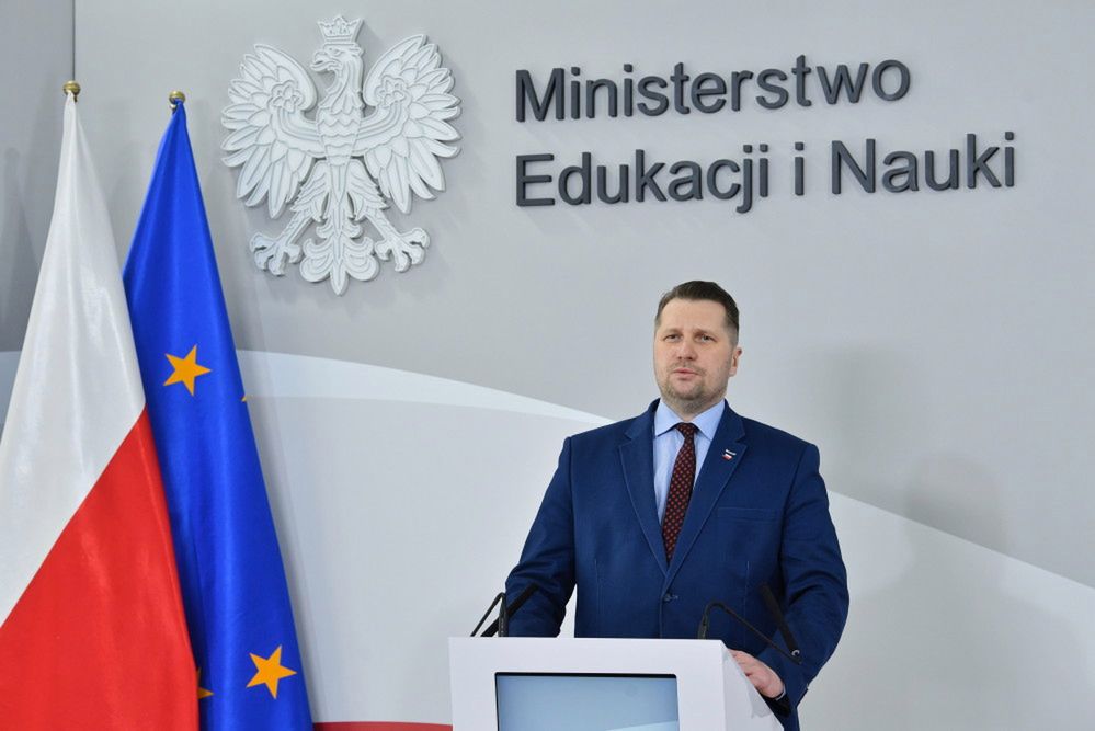 <p>Warszawa, 03.03.2021. Minister edukacji i nauki Przemys³aw Czarnek podczas konferencji prasowej, 3 bm. w Warszawie. Spotkanie dotyczy³o tegorocznych egzaminów ósmoklasisty i maturalnego. (kf) PAP/Radek Pietruszka</p>