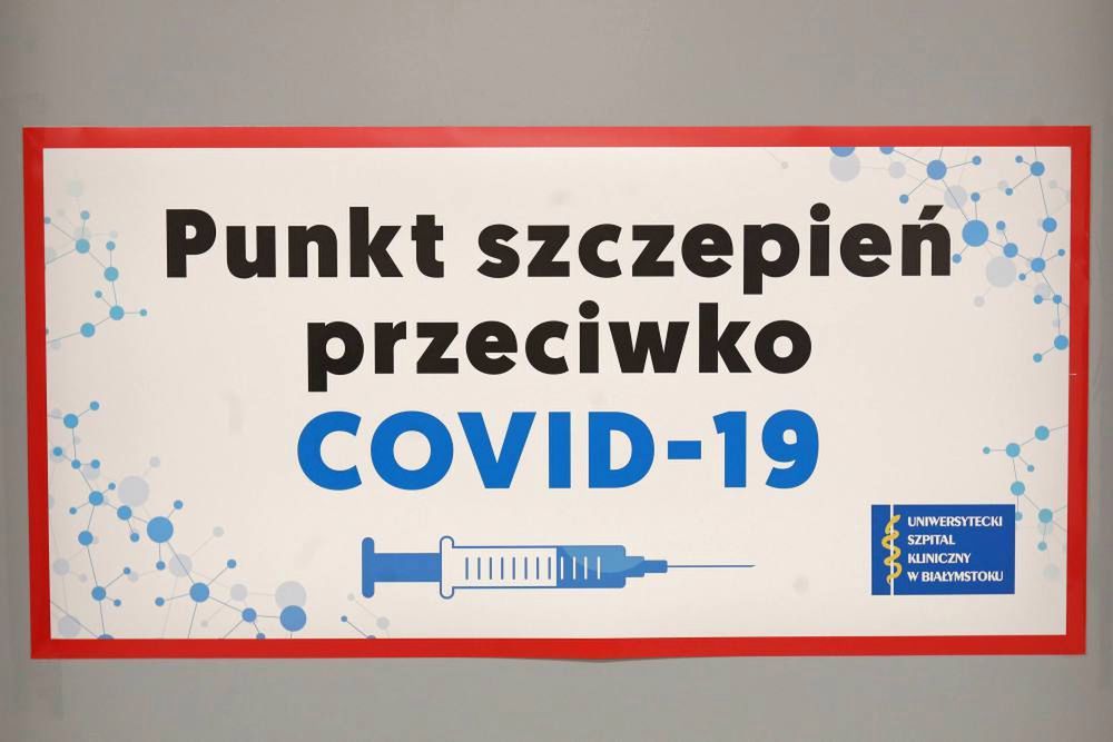 Osoby z niepełnosprawnościami i ich opiekunowie z pierwszeństwem w punktach szczepień.