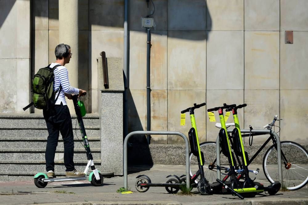 W czwartek wejdą w życie przepisy dotyczące m.in. hulajnóg elektrycznych