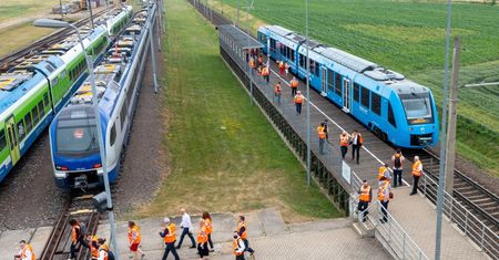 Alstom zaprezentował pierwszy na świecie pociąg wodorowy.