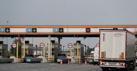 Autostrada A2: uruchomiono nowy system poboru opłat drogowych e-TOLL.