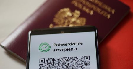 Ile pobrano już Unijnych Certyfikatów Covid?