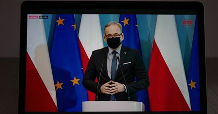 Certyfikat szczepienny będzie obowiązywał przez rok.