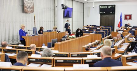 Senat nie wyraził zgody na powołanie Lidii Staroń na urząd Rzecznika Praw Obywatelskich.