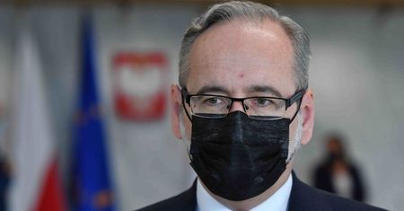 Kolejne luzowania obostrzeń związanych z COVID-19 jeszcze przed wakacjami.
