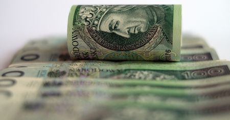 Dodatkowy zasiłek opiekuńczy przedłużony na kolejne dwa tygodnie.