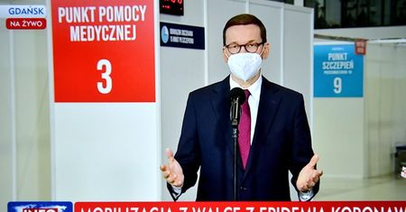 Rząd ma zakomunikować w środę decyzje dotyczące obostrzeń covidowych.
