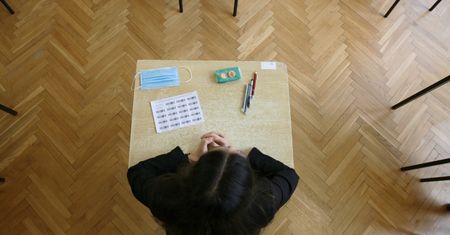 W piątek rok szkolny kończą tegoroczni maturzyści.
