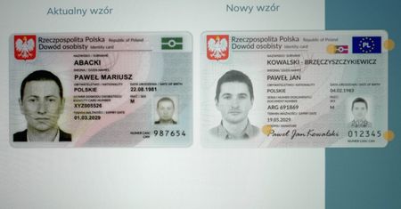 MSWiA przedstawiło nowe wzory dowodów osobistych.