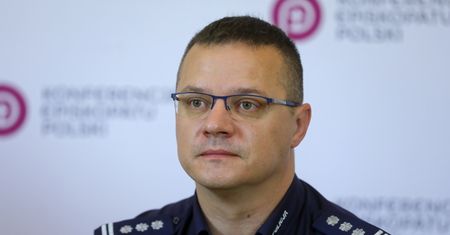 Rzecznik KGP o wydarzeniach w Głogowie: zgromadzenie było nielegalne; troje zatrzymanych wyzywało i szarpało policjantów