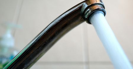 Większość gmin dążyła i dąży do podwyżek opłat za wodę.