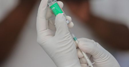 Trwają rozmowy o produkcji szczepionki przeciwko COVID-19 w Polsce.