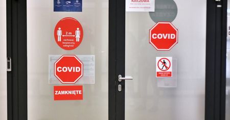 Lekarz ze szpitala tymczasowego na Stadionie Narodowym: jest ciężko, mamy bardzo dużo chorych.