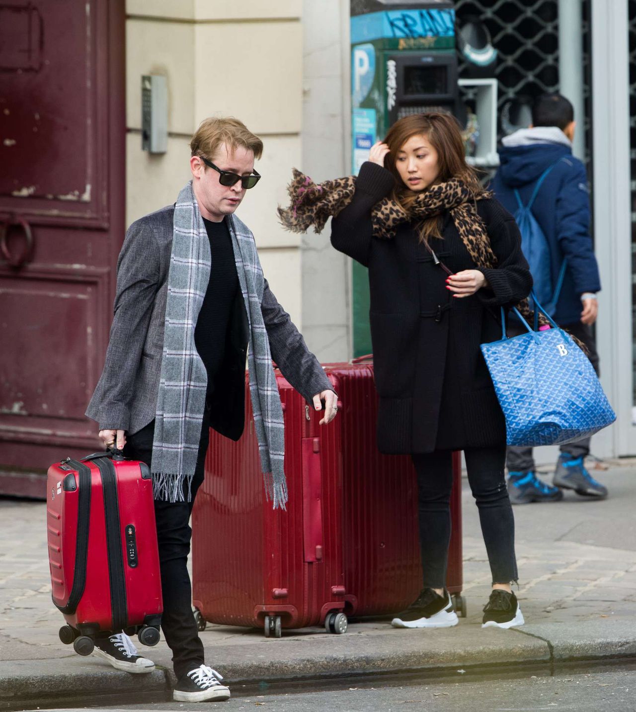 Macaulay Culkin i jego dziewczyna Brenda Song w Paryżu