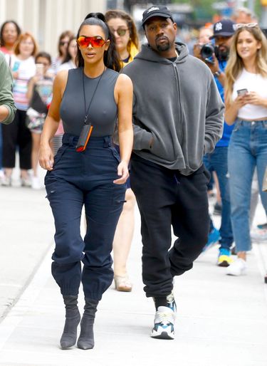 Kim Kardashian i Kanye West z North i Saintem na zakupach