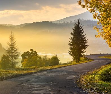 Najpiękniejsze polskie drogi, czyli relaks z kierownicą