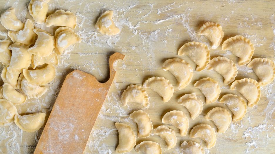 Pierogi jarskie na wigilię z kaszą i twarogiem