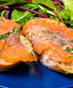 Gotowanie na ekranie: panini z łososiem a'la gravlax