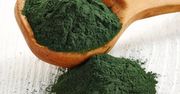 Dlaczego warto postawić na kremy ze spiruliną?