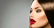 Jak wybrać odpowiedni odcień czerwonej pomadki i naturalnie powiększyć usta?