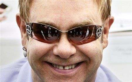 Elton John: zawsze dobrze jest wracać do Polski