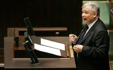Ponad 40% Polaków nie chce rządów J. Kaczyńskiego