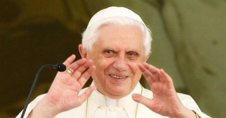 Benedykt XVI odwiedzi rodzinną Bawarię