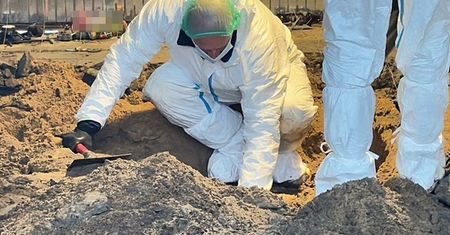 Mroczne odkrycie w Płaczewie. Ciało mężczyzny ukryte pod betonem w garażu