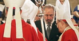Fidel Castro modli się za Papieża