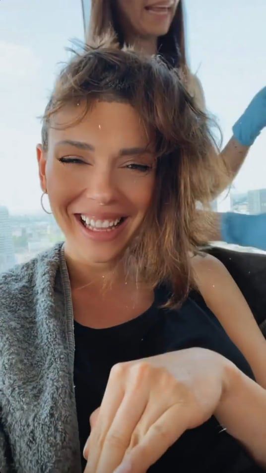 Klaudia Halejcio - wizyta fryzjera