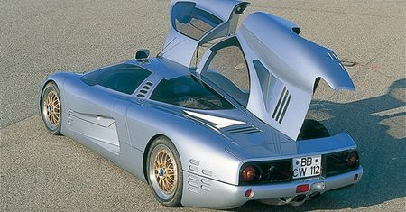 Supersportowa legenda: Isdera Commendatore 112i