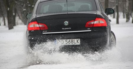 Osiem grzechów na śniegu
