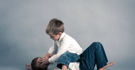 5 najczęstszych problemów z zachowaniem małego dziecka – jak je pokonać?