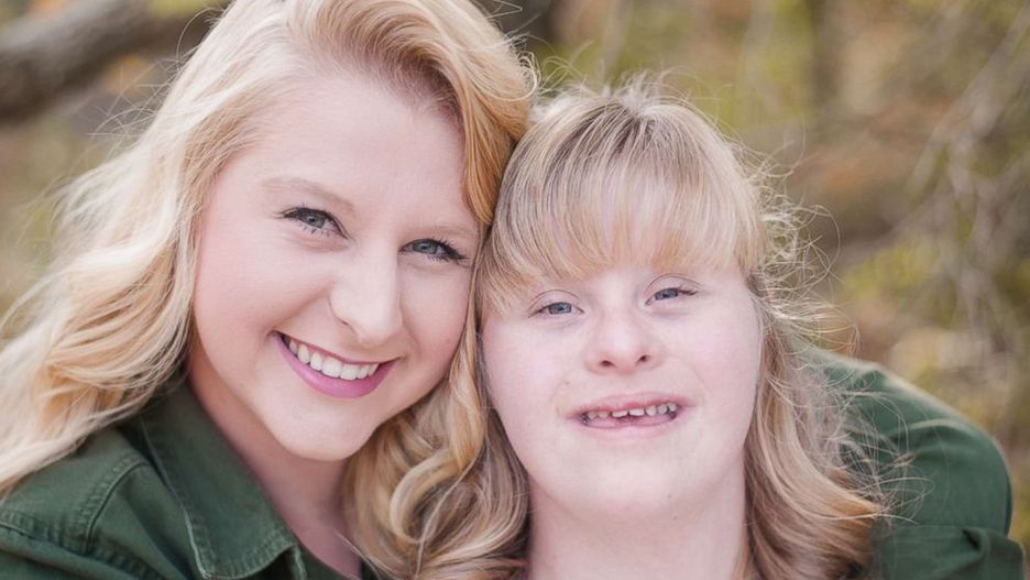 Ashley i Hannah Schaus